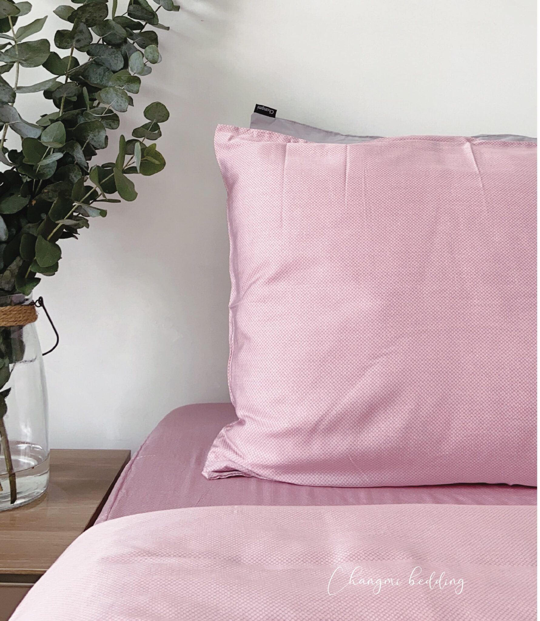 Top 10+ mẫu chăn ga giường đẹp được ưa chuộng hiện nay 16 Bộ chăn ga Modal Sweet Pink Patterns với tông màu hồng ngọt ngào