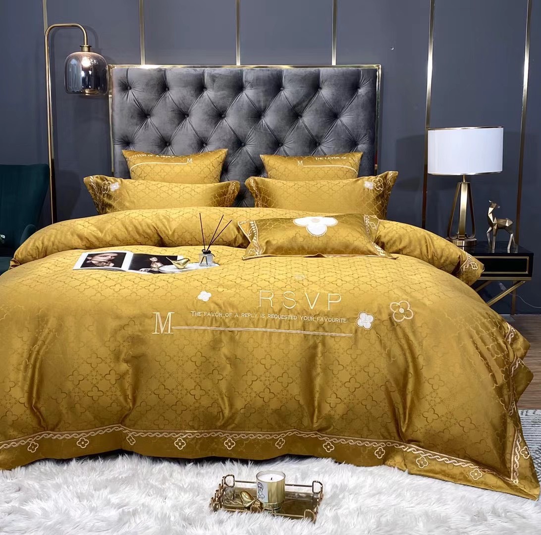 Chăn ga gối lụa Tencel thêu 4 món TC4M 86