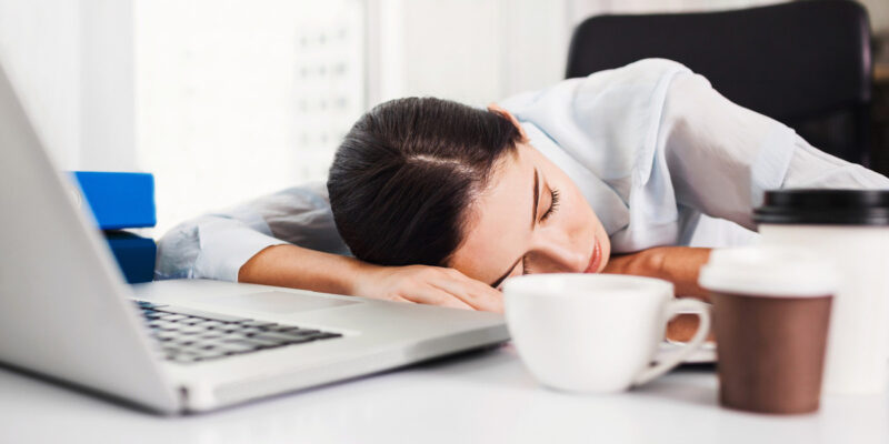 Ngủ trưa bao nhiêu là đủ? Lợi ích bất ngờ của giấc ngủ trưa 12 Nên lựa chọn tư thế nằm và không gian ngủ thoải mái, dễ chịu