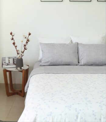 Bật mí top sản phẩm chăn ga gối đệm được ưu chuộng hiện nay 11 Chăn ga Micro Modal Grey Stripes cao cấp - Changmi