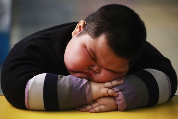 Ngủ nhiều có tăng cân không? Bí quyết mang lại giấc ngủ ngon 7 Cơ thể của trẻ cũng giống người lớn, ngủ nhiều có thể tăng cân