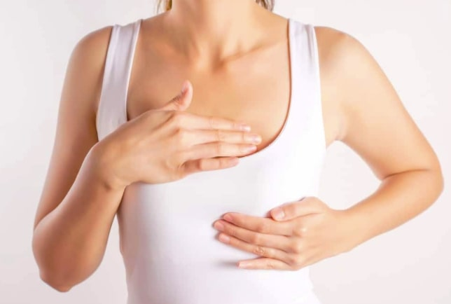 Massage ngực mang lại hiệu quả đáng ngạc nhiên nếu bạn duy trì lâu dài 