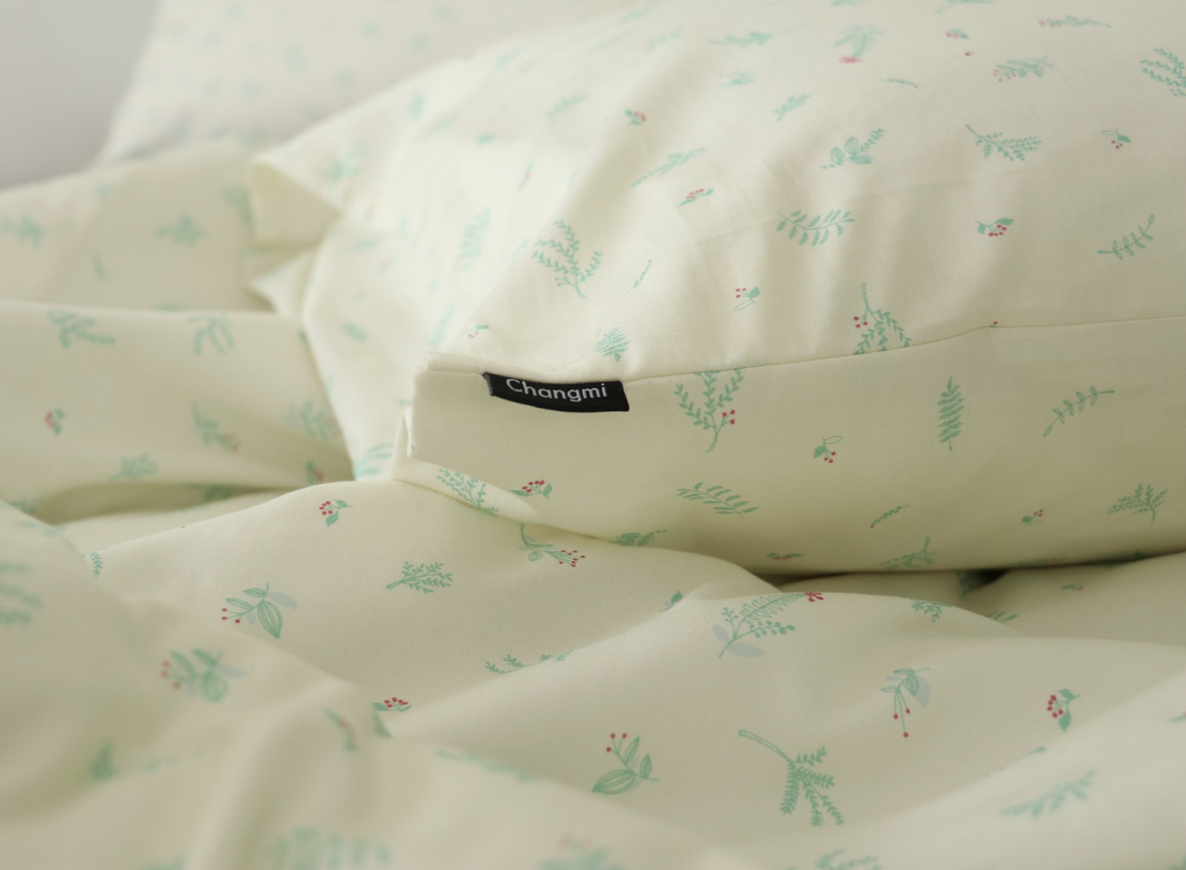 5+Cách chọn màu chăn ga hợp tuổi vợ chồng nên biết 12 Bộ chăn ga Cotton siêu mềm mại với màu sắc vàng tươi tắn