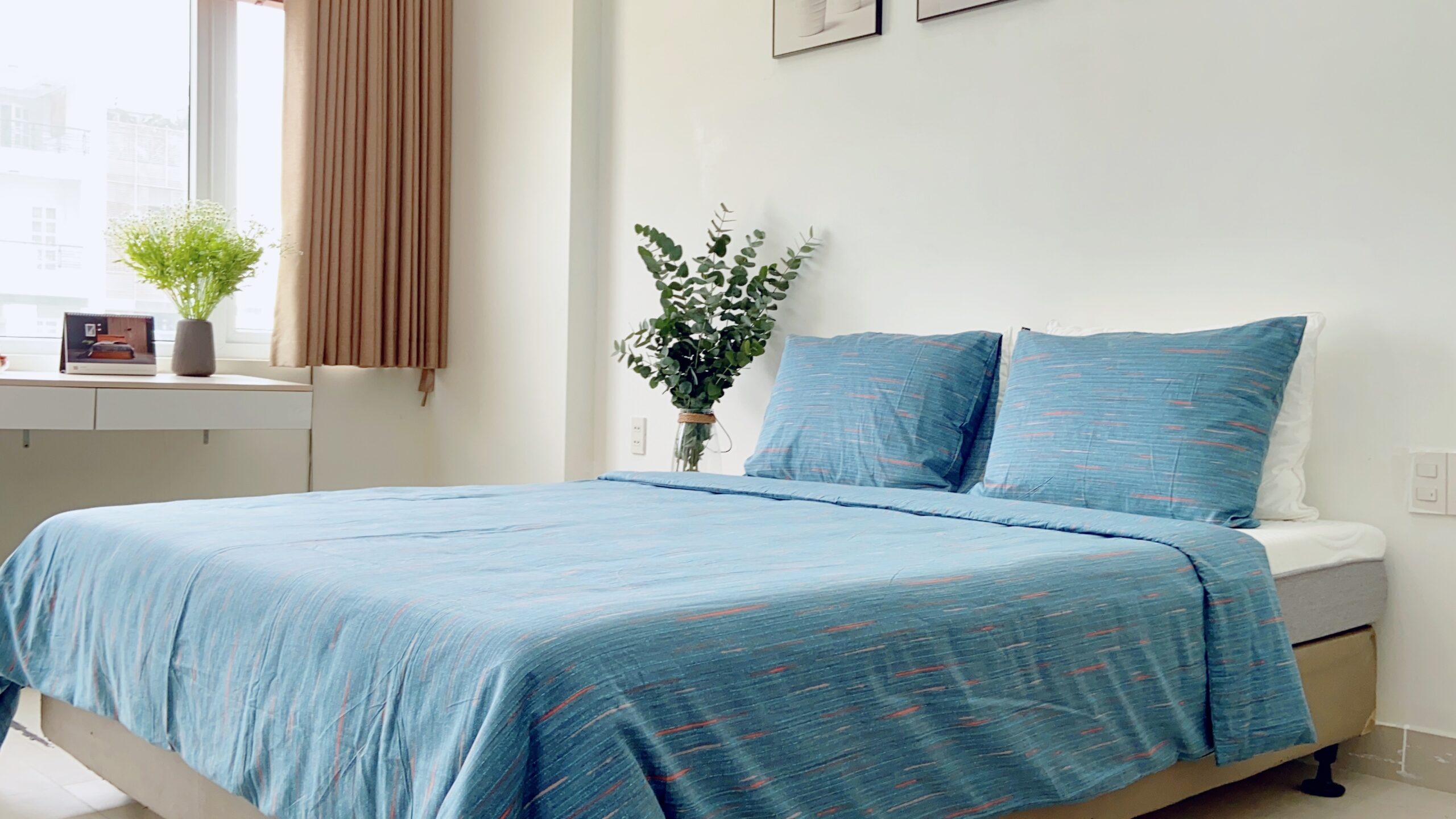 5+Cách chọn màu chăn ga hợp tuổi vợ chồng nên biết 16 Chăn ga Changmi với thiết kế xanh dương nổi bật