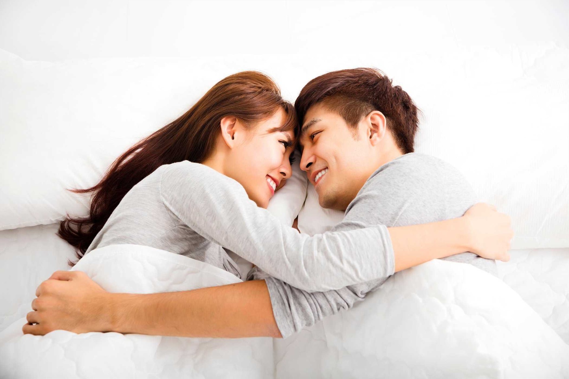 5+Cách chọn màu chăn ga hợp tuổi vợ chồng nên biết 1 Chọn màu chăn ga hợp tuổi vợ chồng mang đến cuộc sống viên mãn, hạnh phúc