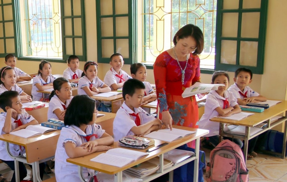 Gợi ý những câu chúc tết hay ý nghĩa nhất xuân 2022 sắp đến 7 Gửi lời chúc tết hay, tri ân nhất tới quý thầy cô vì đã dìu dắt chúng ta nên người