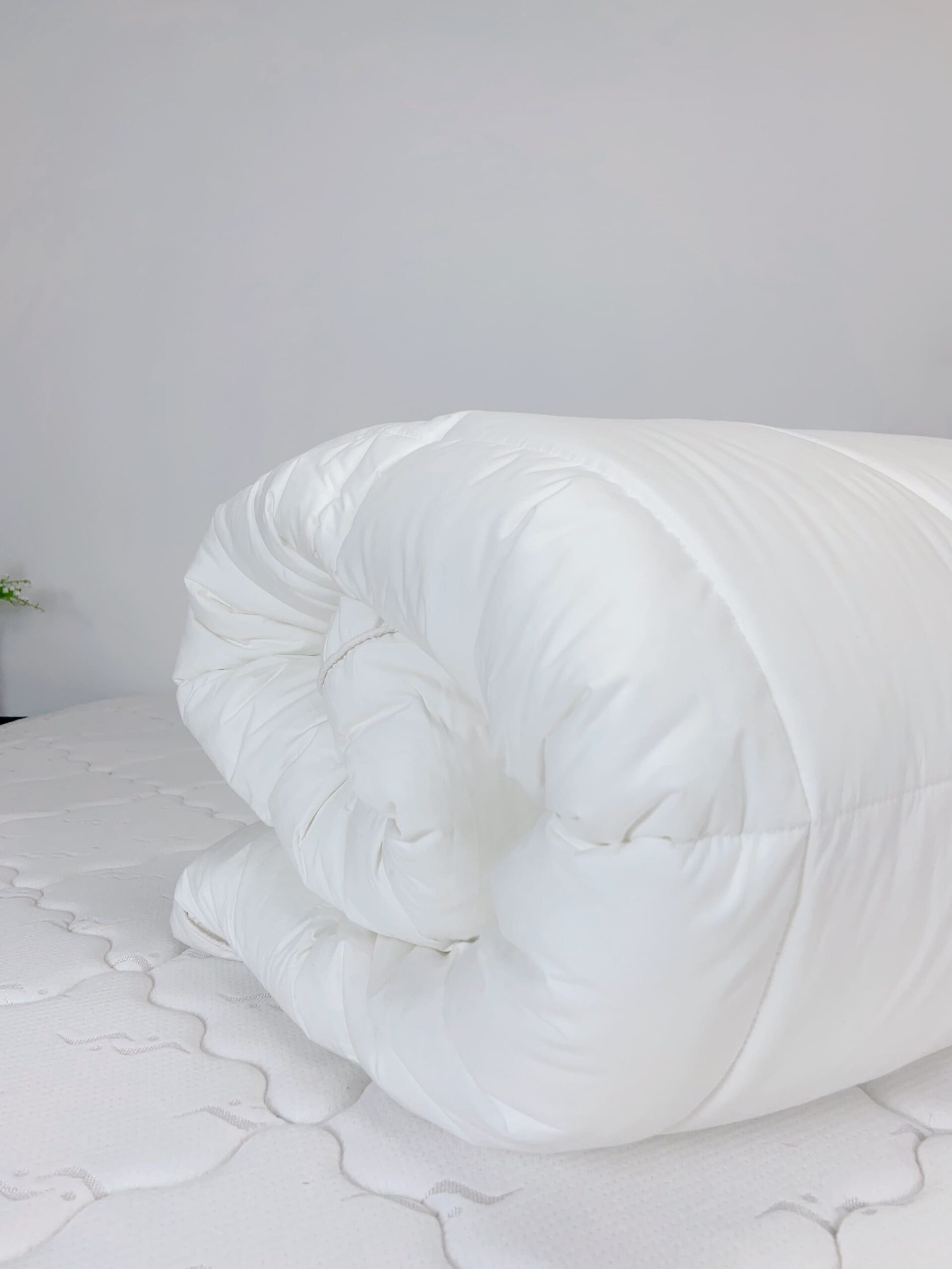 Topper lông vũ nhân tạo Microfiber khách sạn 5 sao
