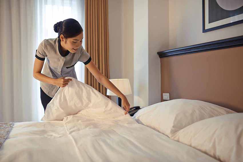 Tại sao gối khách sạn 5 sao cao cấp được săn đón nhất hiện nay? 9 Hãy vệ sinh gối thường xuyên vì sức khỏe của bạn