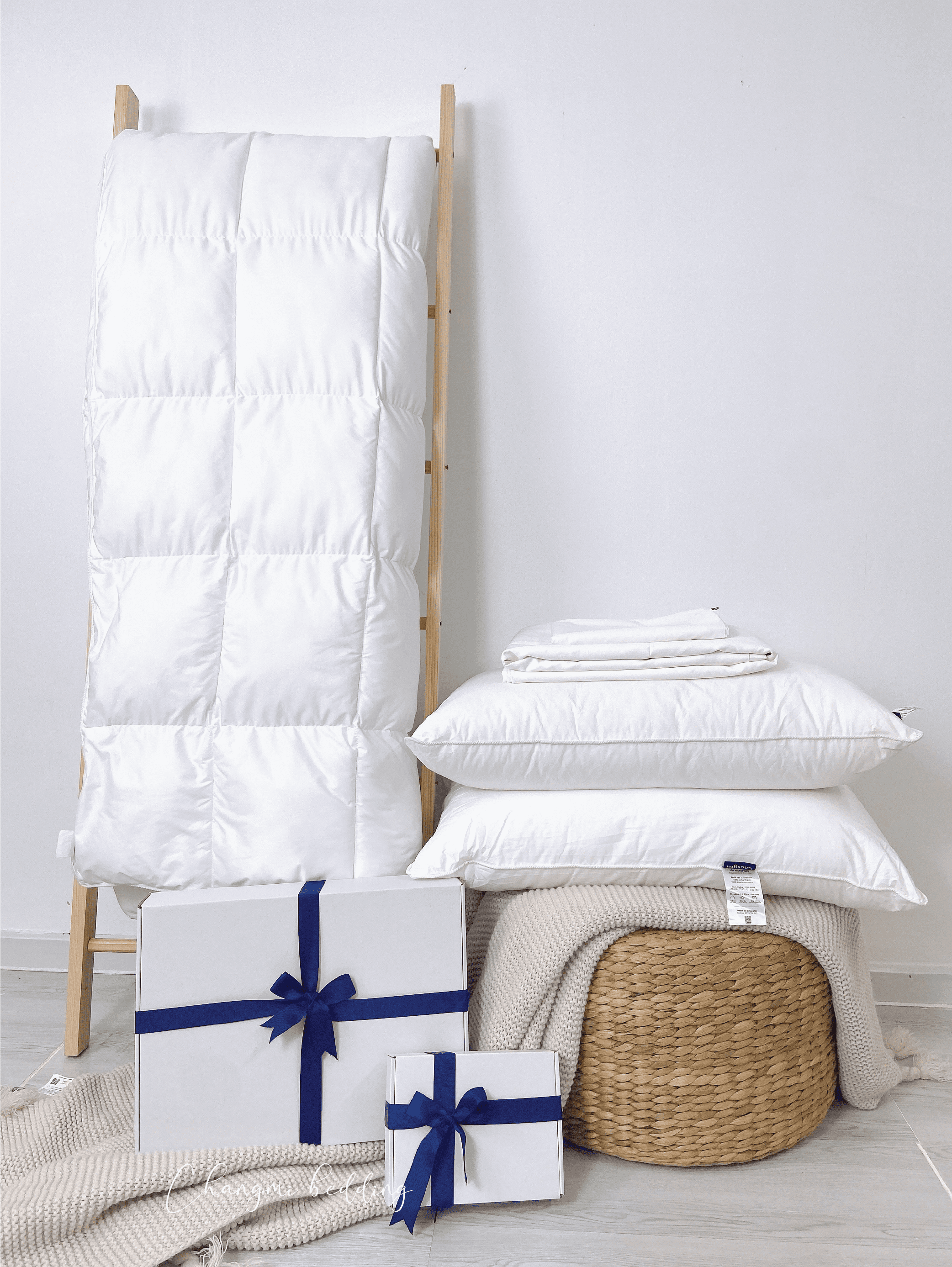 Set quà tặng 02 - Bộ chăn ga, chăn & gối
