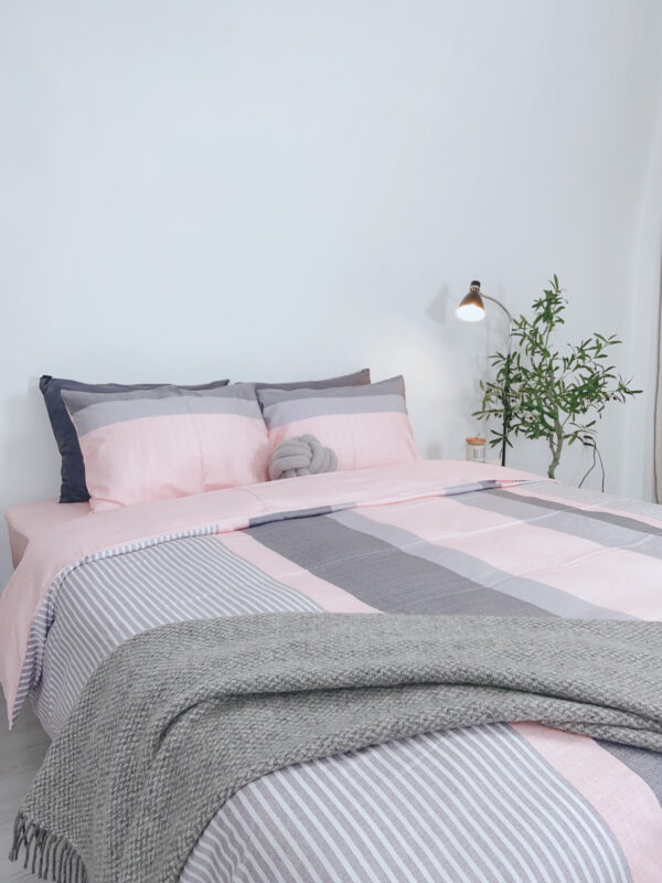 Ga giường cưới chọn màu gì? Địa chỉ mua ga giường cưới đẹp 11 Bộ ga giường Modal CM2084 với thiết kế phân tầng màu sắc vô cùng tinh tế