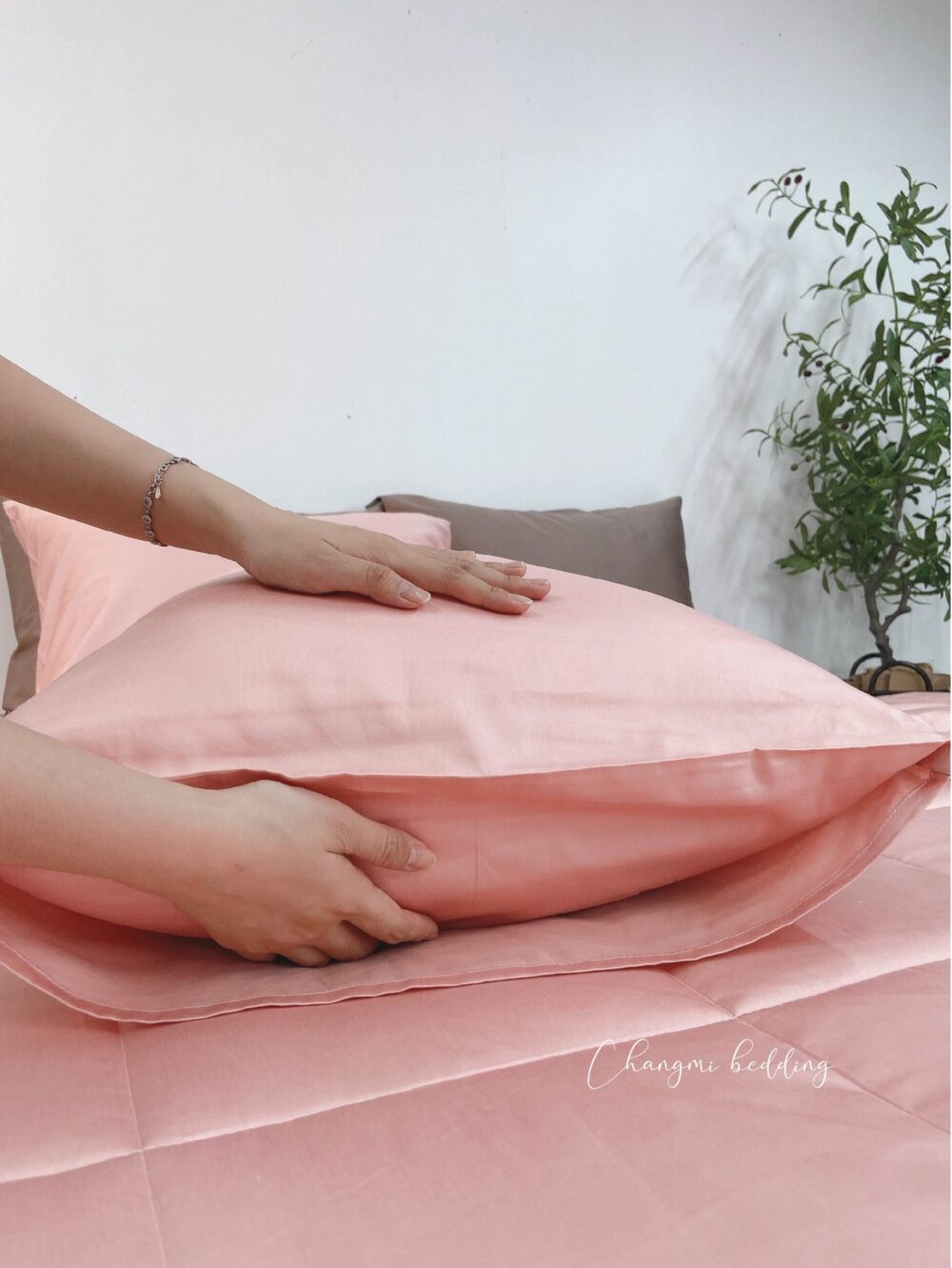Bộ Chăn Ga Cotton Sateen Siêu Mềm Mịn G106-5Món - Hình ảnh 5